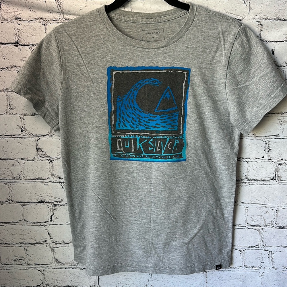 Quiksilver boys shirt